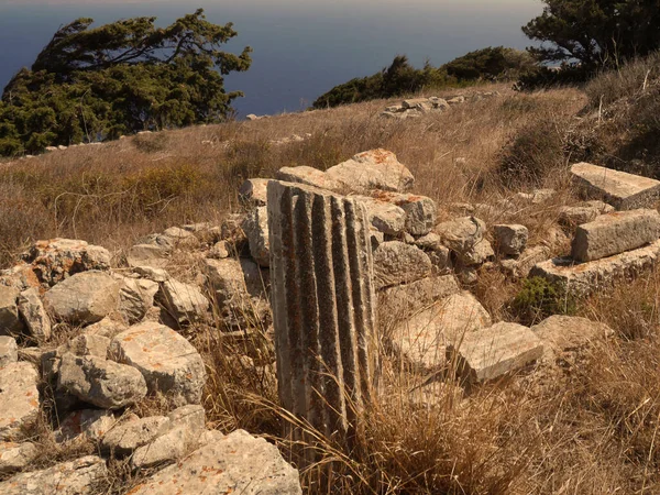 メサVouno山の台地上にテヘランの古代都市の遺跡 サントリーニ島 ギリシャ — ストック写真