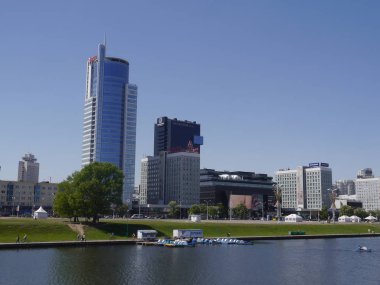 Svislach Nehri 'yle şehir manzarası. Minsk, Belarus.