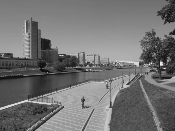 Cityscape Râul Svislach Minsk Belarus — Fotografie, imagine de stoc