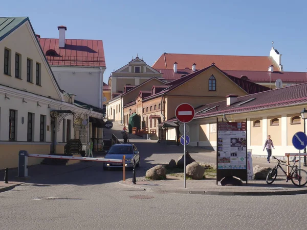 Városkép Felső Város Történelmi Központjában Minszk Egy Napsütéses Napon Fehéroroszország — Stock Fotó