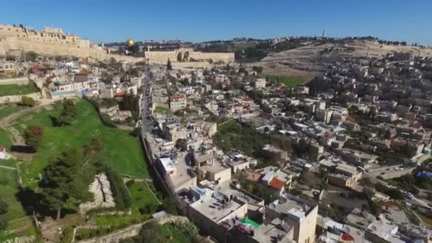 Vol aérien Jérusalem ruelles villages et la vieille ville à Temple mont mur occidental — Video