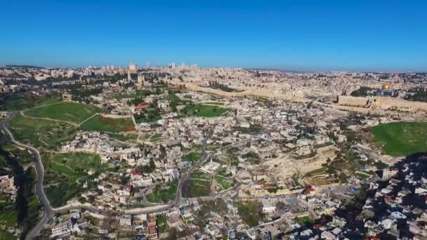 Mosca aérea Jerusalém vielas aldeias e cidade velha para Templo monte Muro ocidental — Vídeo de Stock