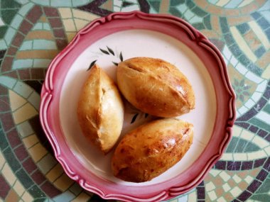 Yüzeyde dolgu içeren turtaların yerleşimi