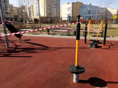 Koronavirüsün yayılması nedeniyle oyun alanı karantinaya alınmıştır.
