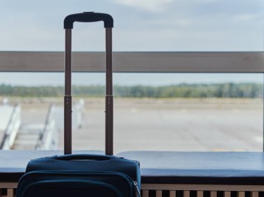 Havaalanında bavul.