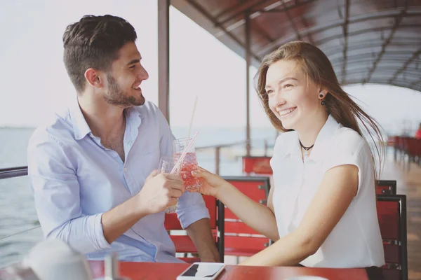 Birbirine aşık çift