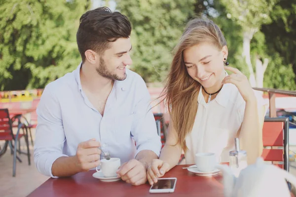 Birbirine aşık çift