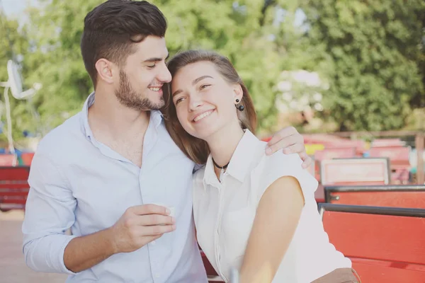 Birbirine aşık çift