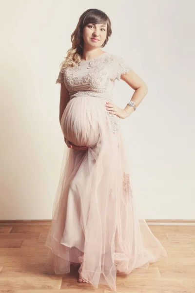 Belle femme enceinte — Photo