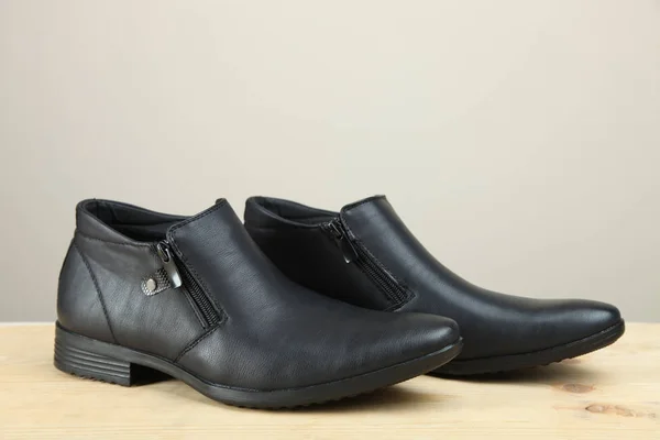 Sapatos masculinos de couro preto — Fotografia de Stock