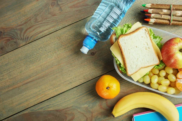 Pranzo scolastico utile — Foto Stock