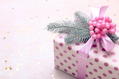 Noel hediyesi kutusu 