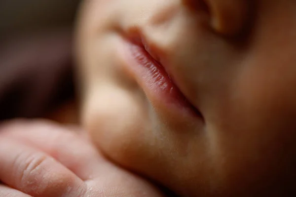 Newborn baby macro lips — Zdjęcie stockowe