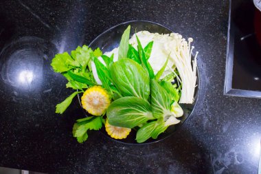 sukiyaki veya shabu shabu için ayarla sebze yakın çekim