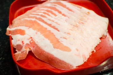 pembe ince dilimlenmiş domuz shabu, suki için