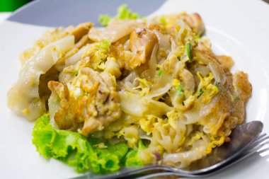 Stir kızarmış düz şehriye ve tavuk mu yumurtadan çıkar Tay street gıda