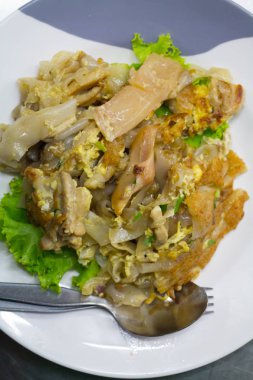 Stir kızarmış düz şehriye ve tavuk mu yumurtadan çıkar Tay street gıda 