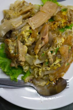 Stir kızarmış düz şehriye ve tavuk mu yumurtadan çıkar Tay street gıda