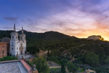 Santuario de la Fuensanta 'da gün batımı, Murcia, İspanya