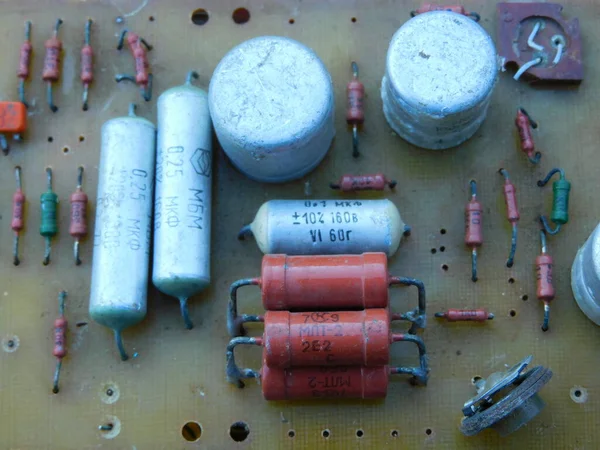 Antiguo Circuito Impreso Ruso Con Condensadores —  Fotos de Stock