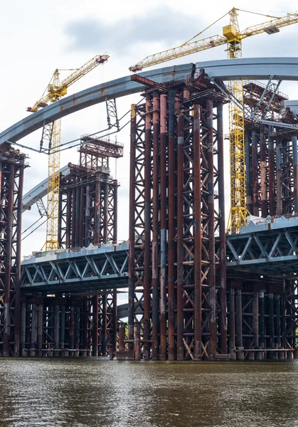 Construção Nova Ponte Através Dnieper Kiev Ucrânia — Fotografia de Stock