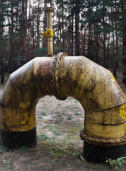 Желтая Дуговая Образная Труба Труба Транспортировка Жидкости Трубопровод — стоковое фото