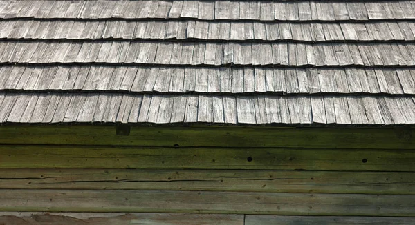 Old Wooden House Shingle Roof Old Traditional Ukrainian Architecture — Stock Photo, Image