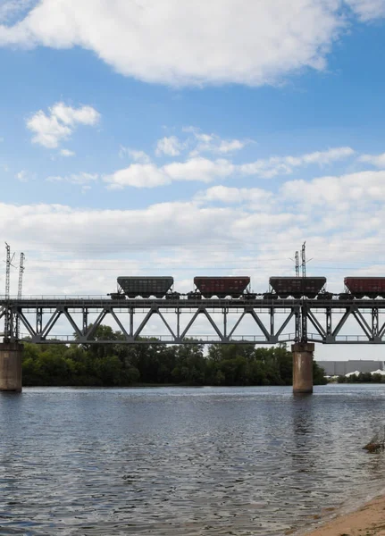 Petrivskiy Railroad Bridge Kyiv Ukraine Dnieper Freight Train Going Bridge — Stock Photo, Image