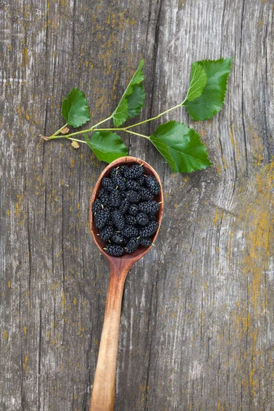 Mulberries Wooden Spoon Summer Fruit Healthy Food — Stock Photo, Image