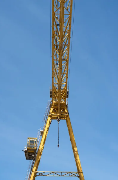 Gantry Crane Blue Sky Background — Stock Photo, Image