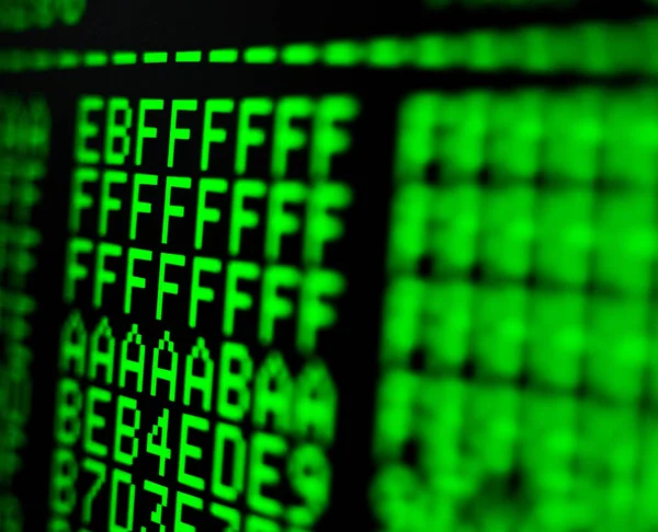 Ekranda Bilgisayar Kodu Var Programlama Dili Yeşil Sayılar Harfler Bilgisayar — Stok fotoğraf