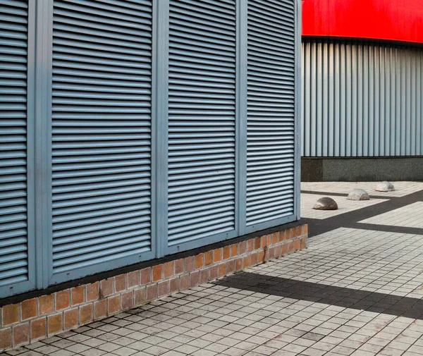 Metal Industrial Construction Fixed Metal Louvers Pavement Ground — Stock Photo, Image