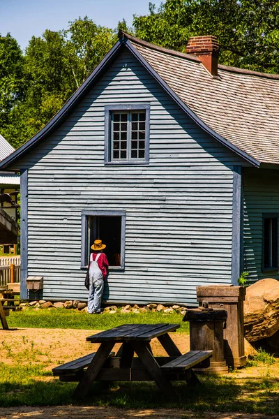 Drummondville 加拿大 2019年6月22日 女王村的传统住宅 — 图库照片