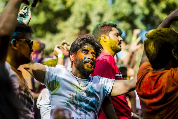 Montreal Canada August 2019 People Celebrate Holi Festival Throwing Color — Stock Photo, Image