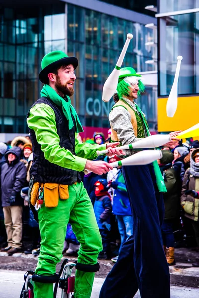 Montreal Canadá Marzo 2019 Gente Celebra Desfile Del Día San — Foto de Stock