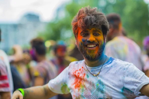 Montreal Canada August 2019 People Celebrate Holi Festival Throwing Color — Stock Photo, Image