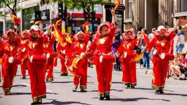 Montreal şehir merkezindeki Kanada Günü kutlamalarında