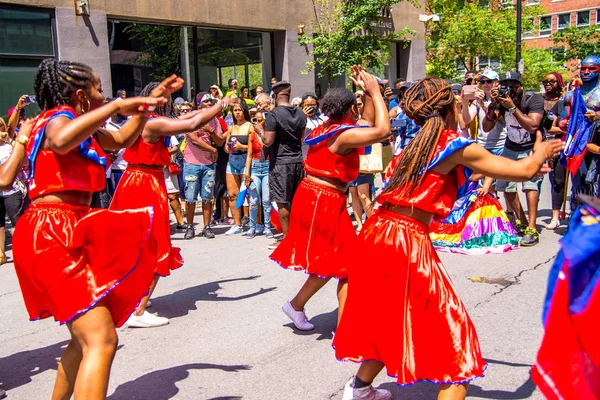 Gente Celebrando Desfile Del Caribe Centro Montreal — Foto de Stock