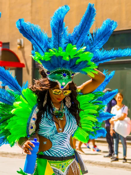 People Celebrating Caribbean Parade Downtown Montreal — Stock Photo, Image