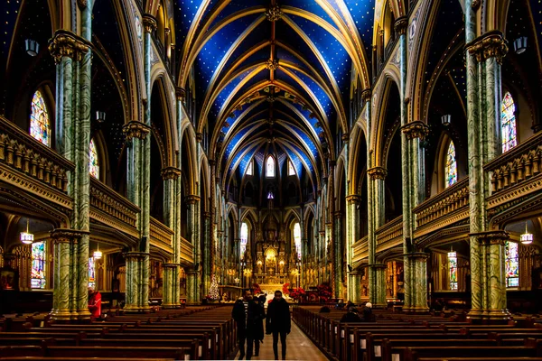 Ottawa, Kanada - 31 Aralık 2018: Notre Dame Katedrali Ottawa Bazilikası