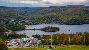 Mont Tremblant Kasabasının Panorama Manzarası