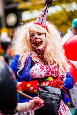 Montreal, Kanada - 28 Ekim 2018: Montreal Kanada şehir merkezinde yıllık Zombi Geçidi