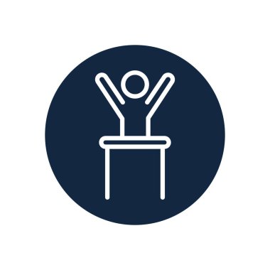 Piktogramcı sunum podyumunda ayakta duruyor, sıra blok tarzı.