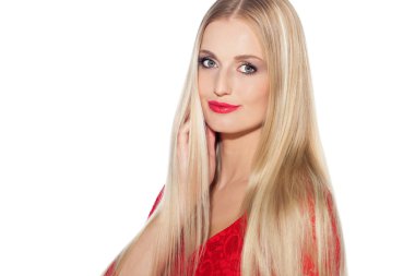 uzun sarı saçlı güzel kadın