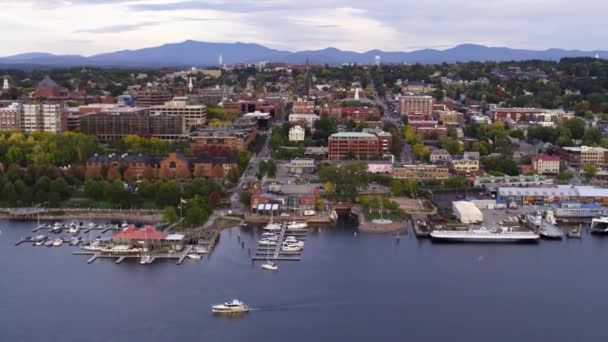 Burlington Vermont Zonsondergang Vliegende Drone Schoot Nieuw Engeland — Stockvideo