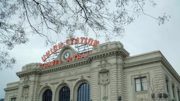 Denver Estação União Exterior Cidade Histórica Estação Ferroviária — Vídeo de Stock