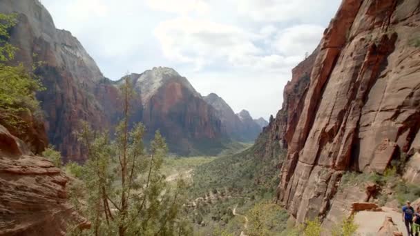 Hermoso Parque Nacional Zion Utah Cañones Por Cámara Portátil — Vídeo de stock