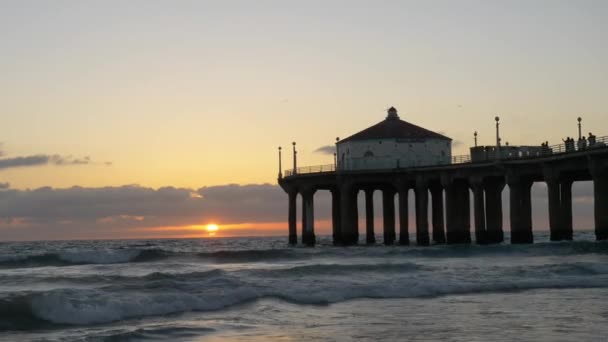 Praia Pôr Sol Rastreamento Tiro — Vídeo de Stock