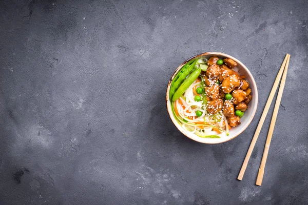 Fideos de estilo asiático — Foto de Stock