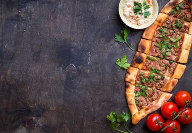 Geleneksel Türk ekmek pide